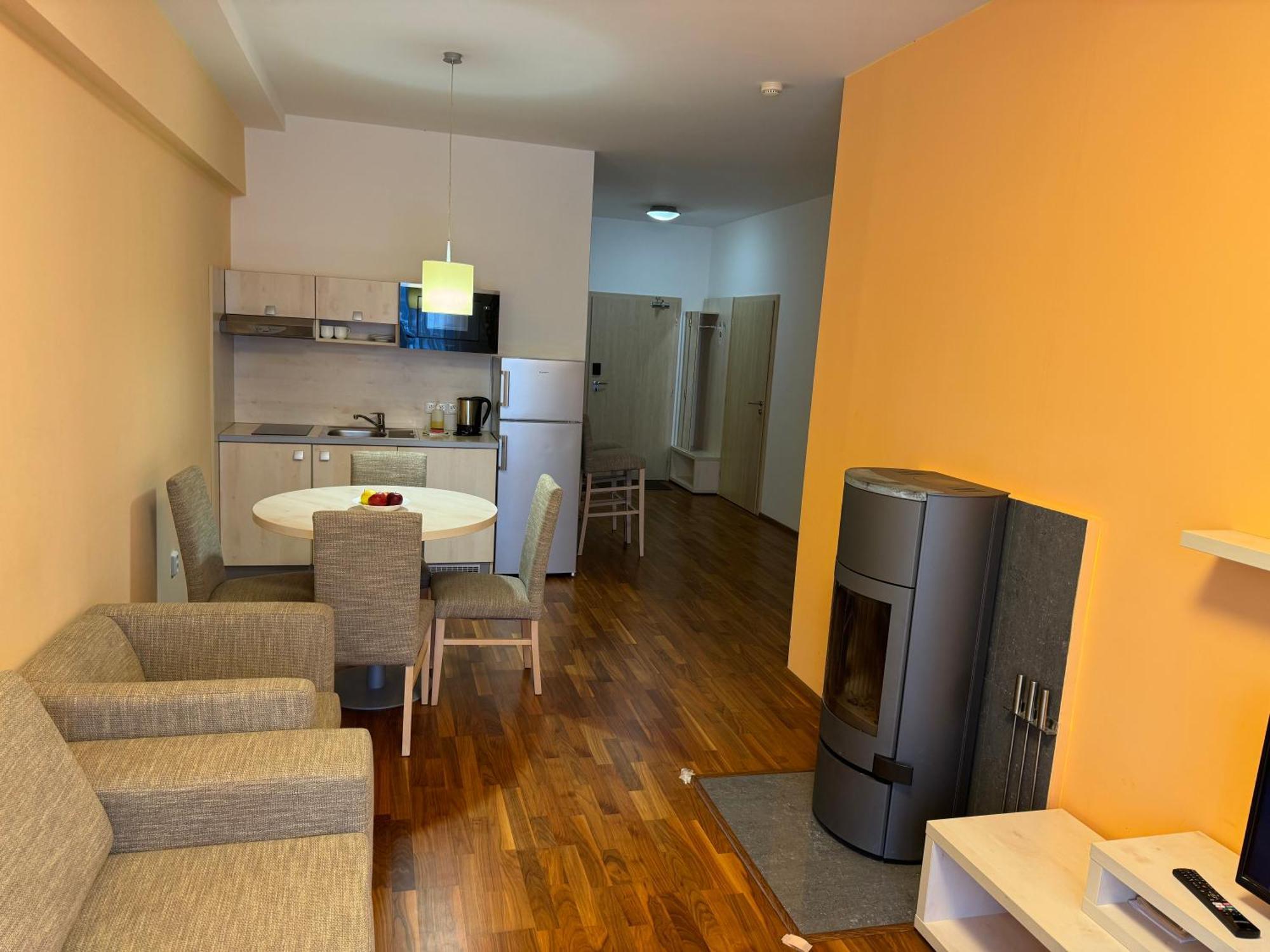 Apartment With Mountain View In Hotel Crocus, Strbske Pleso Exterior photo